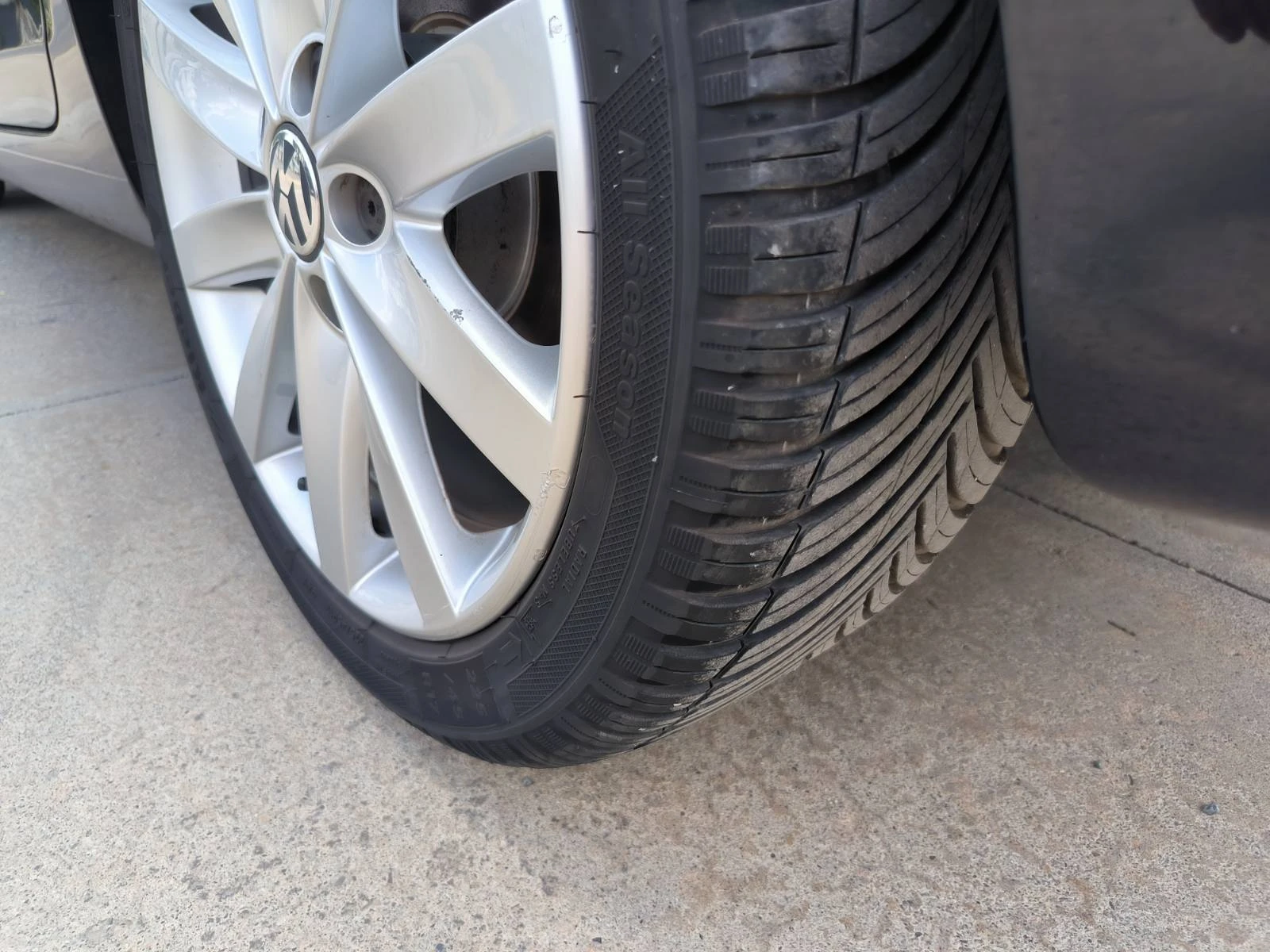 VW Golf 1.6i-Bi-Fuel-Euro-5A, снимка 8 - Автомобили и джипове - 55571794