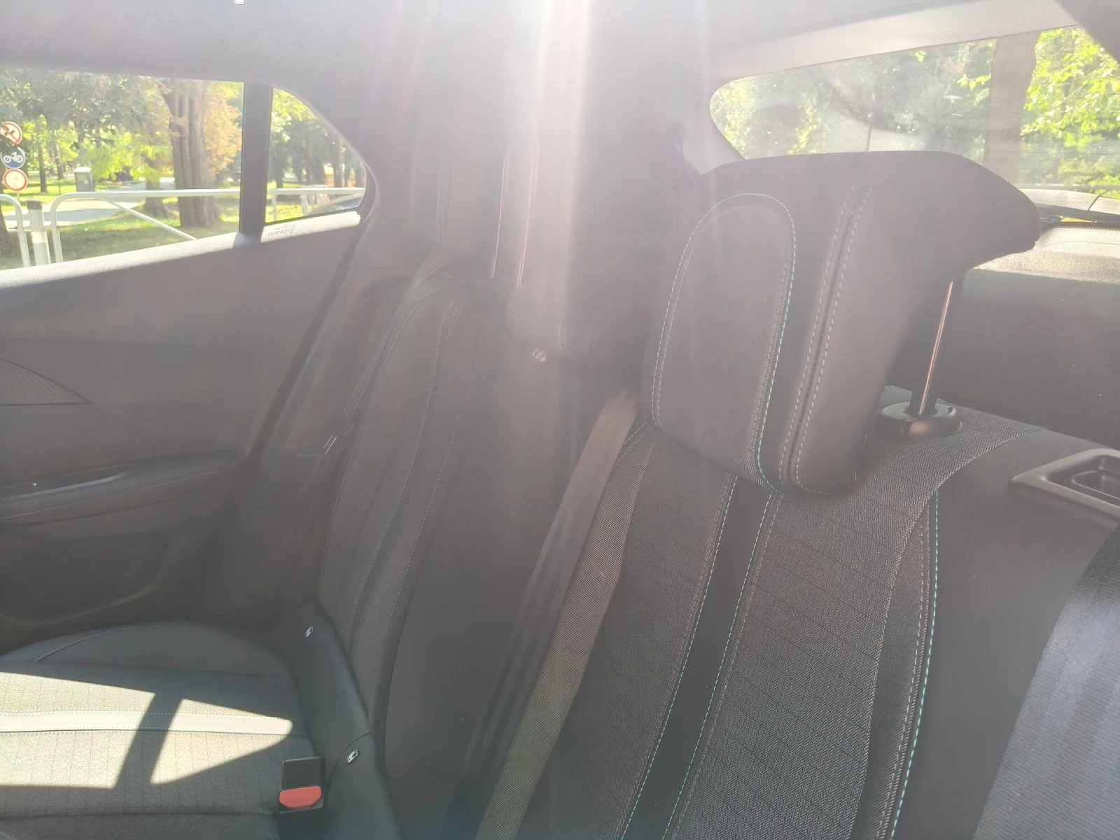 Peugeot 2008, снимка 9 - Автомобили и джипове - 55603111
