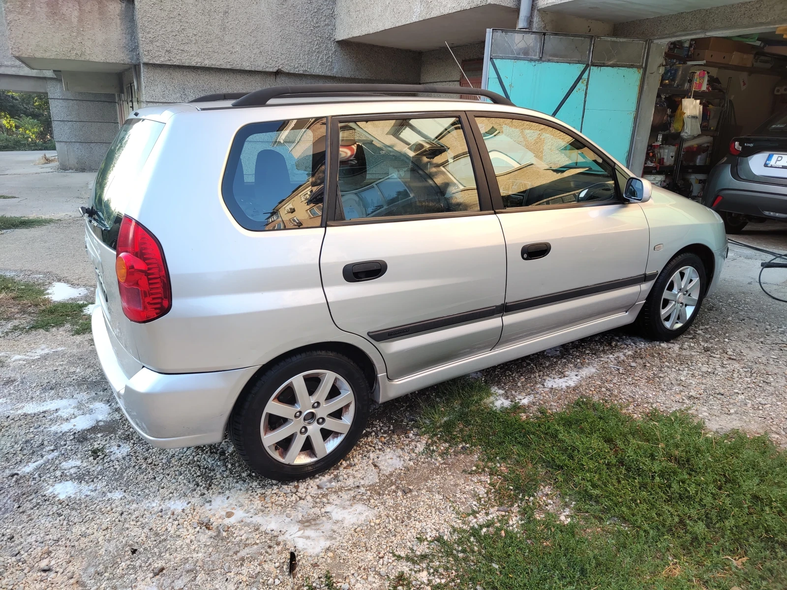 Mitsubishi Space star, снимка 5 - Автомобили и джипове - 55694764