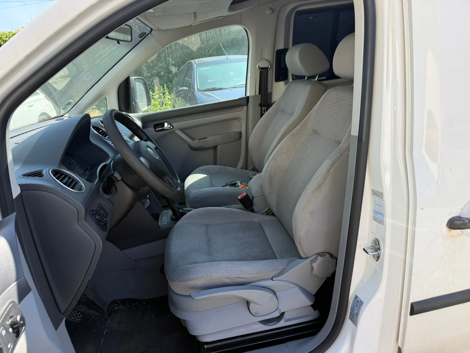 VW Caddy 2.00 метан , снимка 8 - Автомобили и джипове - 55705296