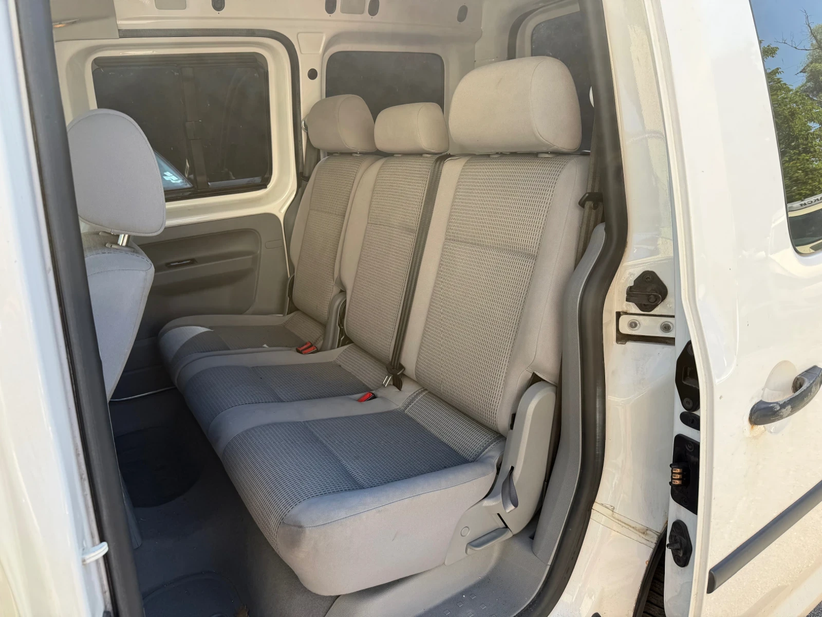 VW Caddy 2.00 метан , снимка 9 - Автомобили и джипове - 55705296