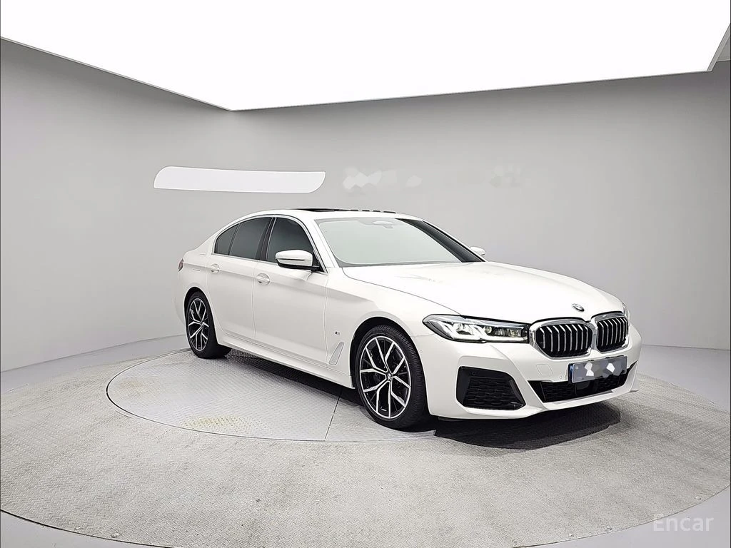 BMW 530 i* XDRIVE* M SPORT* INDIVIDUAL* ОБДУХ* КРАЙНА ЦЕНА, снимка 2 - Автомобили и джипове - 55983733