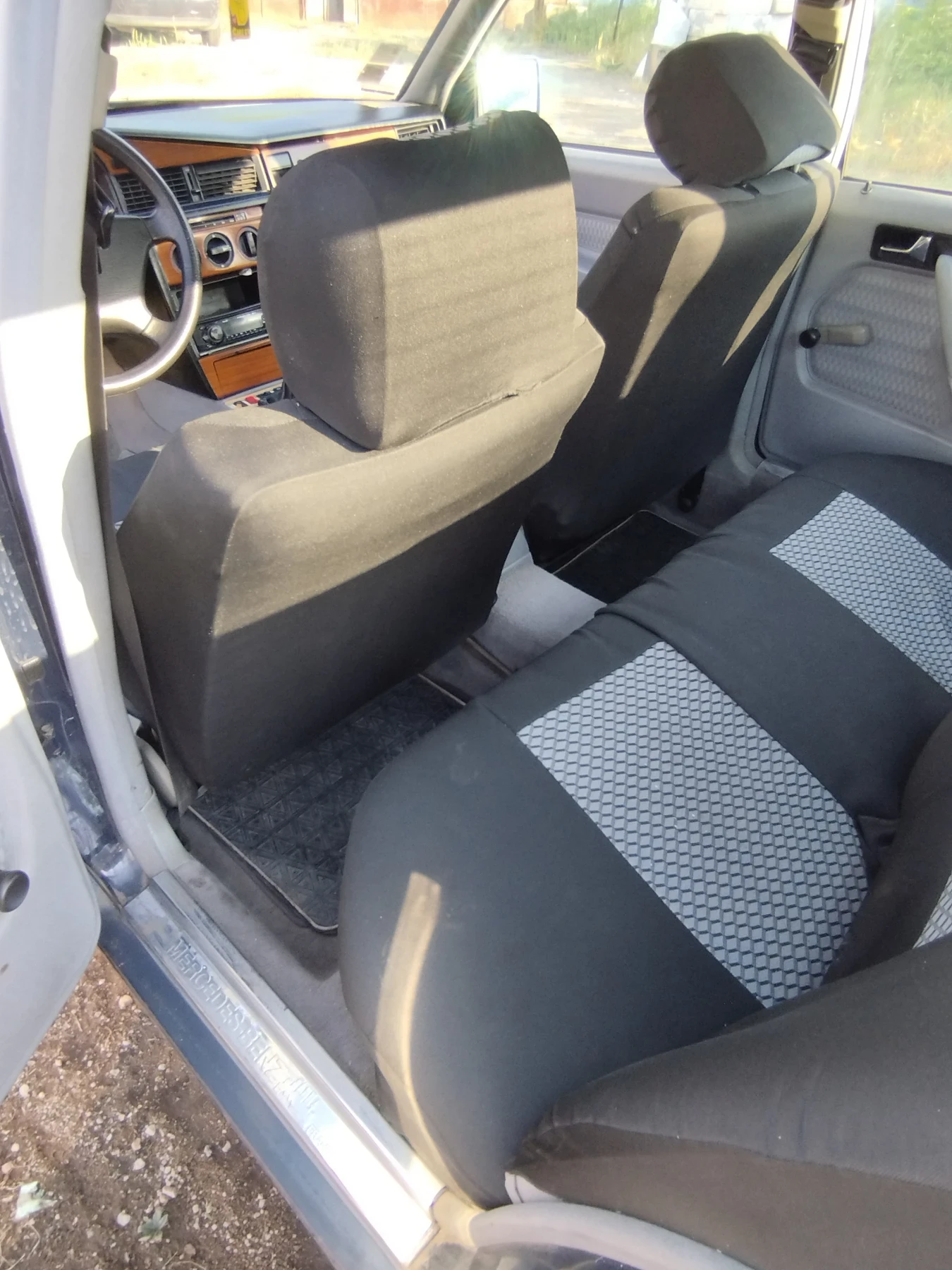 Mercedes-Benz 190 Регистриран, В движение , снимка 13 - Автомобили и джипове - 56049002