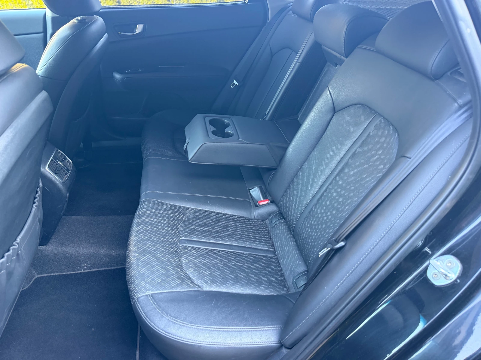 Kia Optima PHEV / ШВЕЙЦАРИЯ , снимка 9 - Автомобили и джипове - 56154039