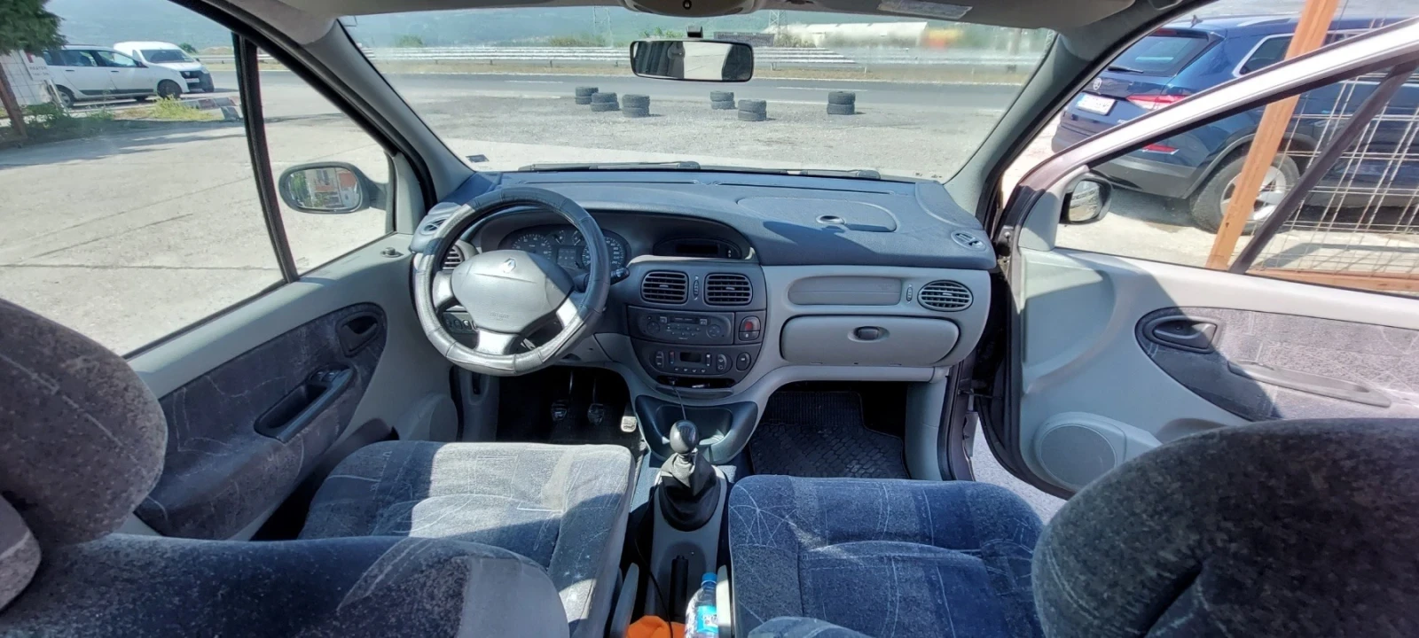 Renault Scenic, снимка 5 - Автомобили и джипове - 56267359