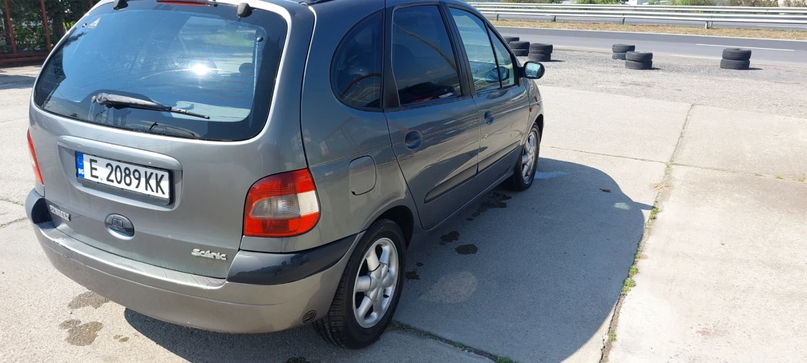 Renault Scenic, снимка 3 - Автомобили и джипове - 56267359