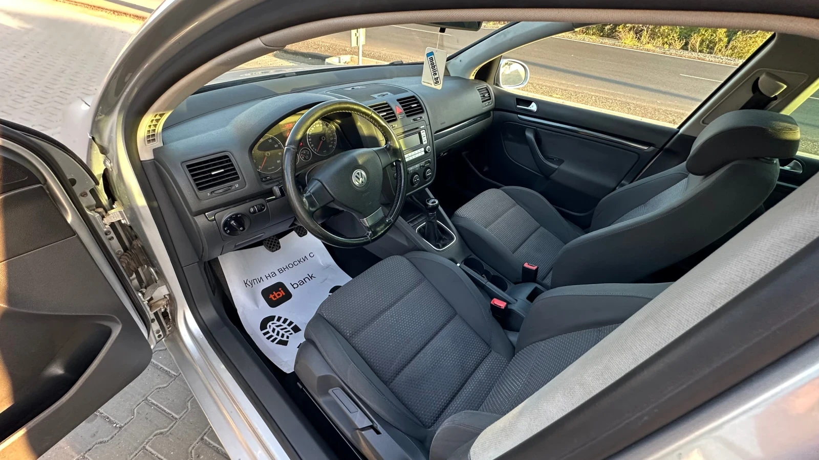 VW Golf 6 скорости Климатроник Люк Обслужен , снимка 8 - Автомобили и джипове - 56299064