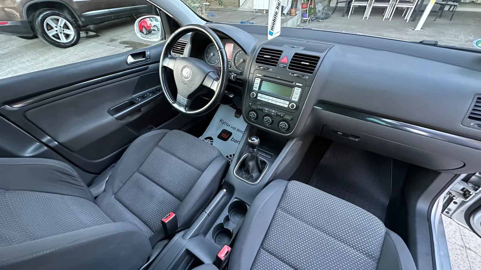 VW Golf 6 скорости Климатроник Люк Обслужен , снимка 12 - Автомобили и джипове - 56299064