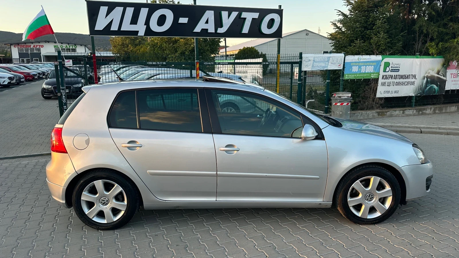 VW Golf 6 скорости Климатроник Люк Обслужен , снимка 5 - Автомобили и джипове - 56299064