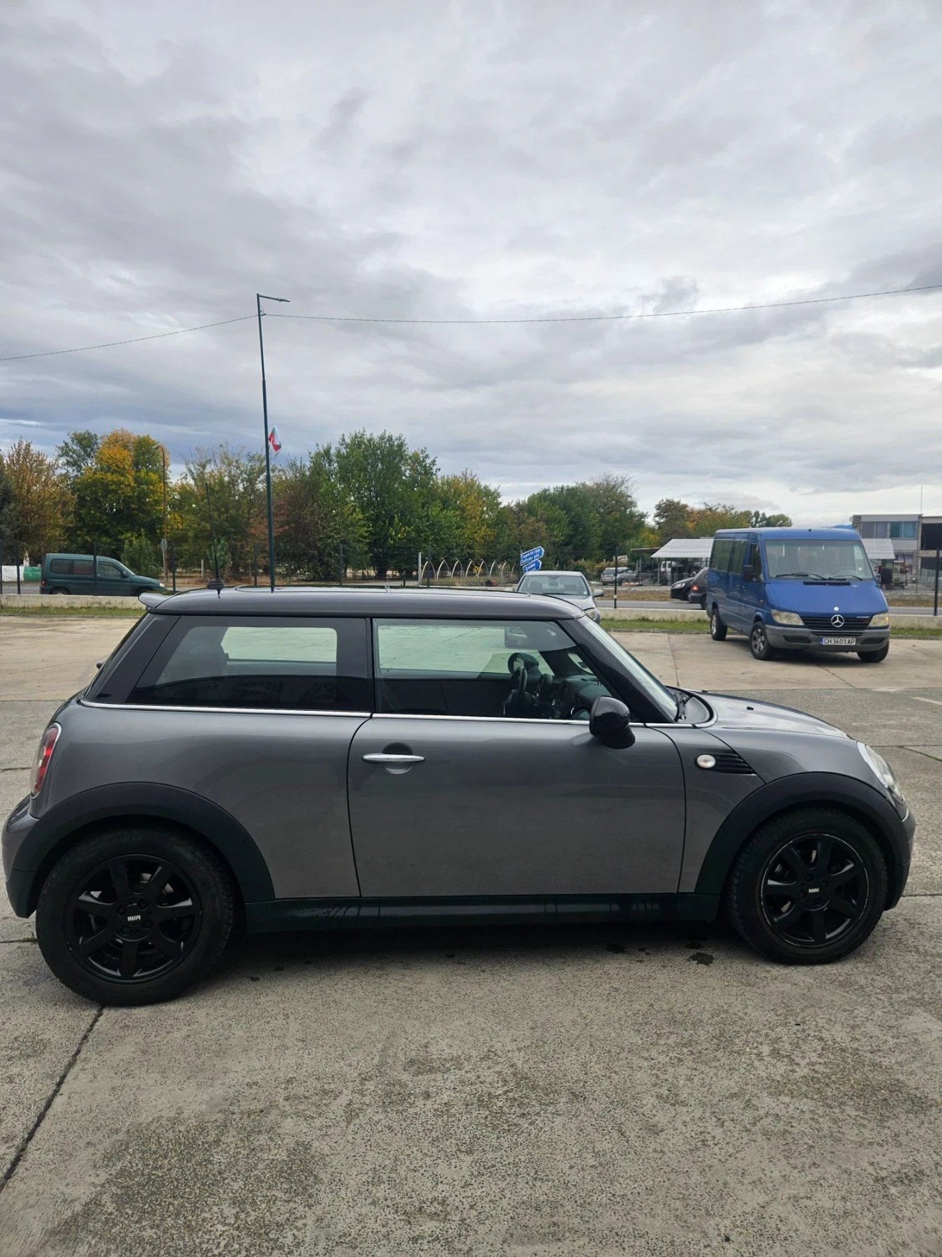 Mini Cooper 1.6D, снимка 8 - Автомобили и джипове - 56480609