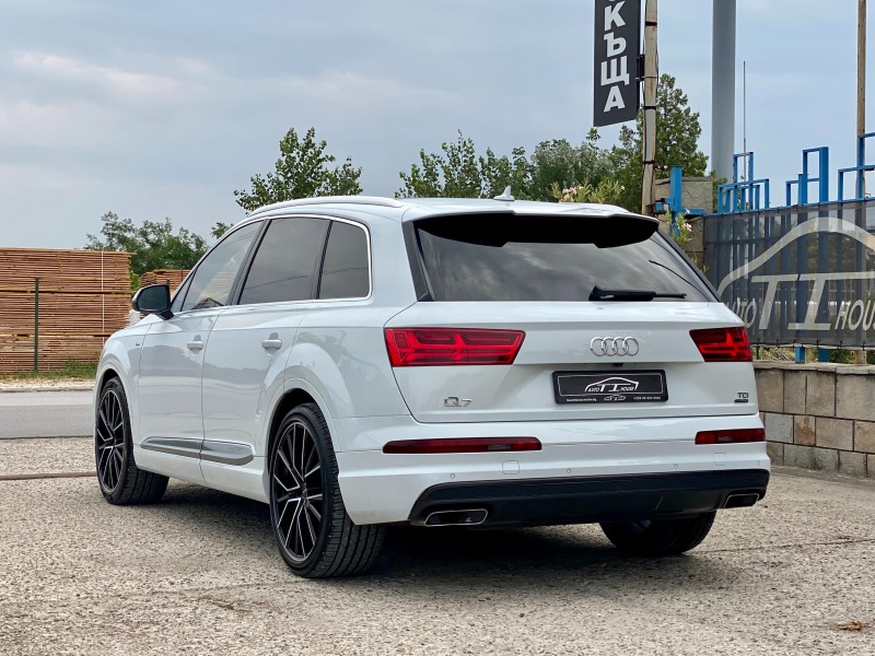 Audi Q7 S-Line* Pano* Keyless GO* Distronic* 7-Местен* BOS, снимка 4 - Автомобили и джипове - 46693341