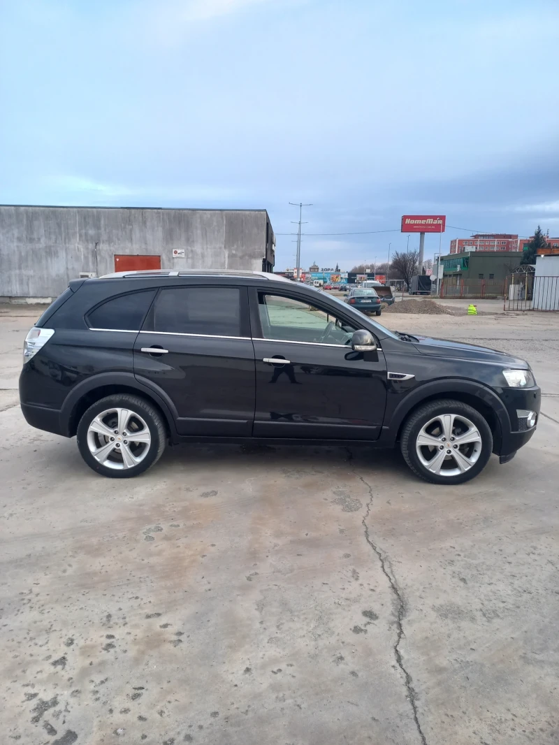 Chevrolet Captiva, снимка 3 - Автомобили и джипове - 48002163