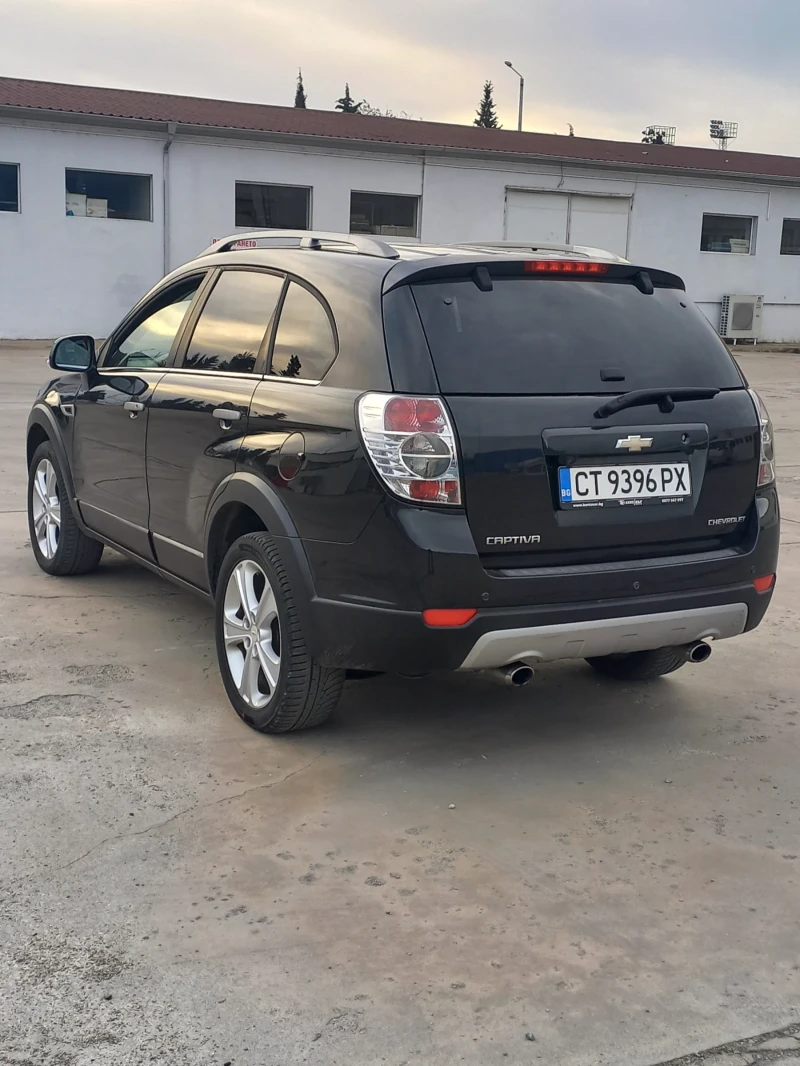 Chevrolet Captiva, снимка 6 - Автомобили и джипове - 48002163