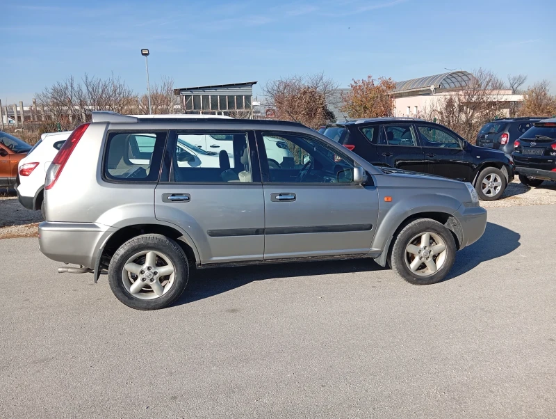 Nissan X-trail 2.2 дизел , снимка 2 - Автомобили и джипове - 48046815