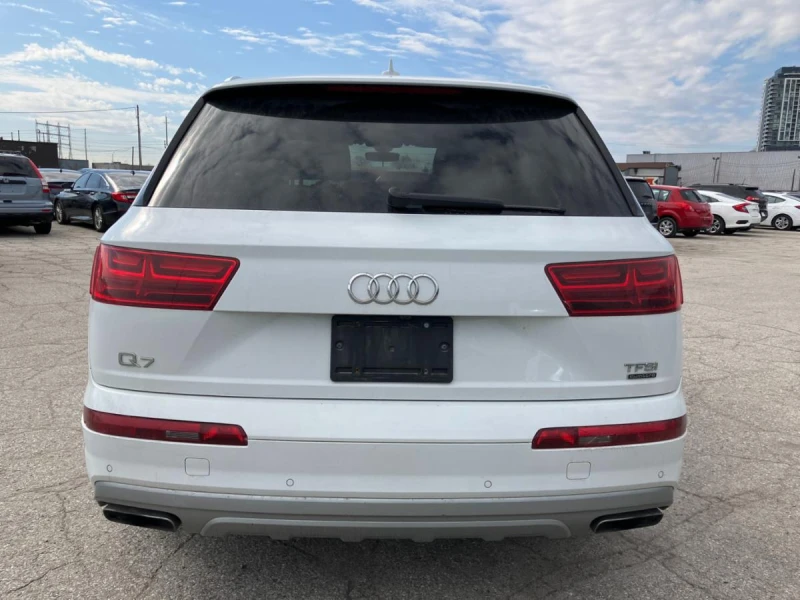 Audi Q7 3.0TFSI Налична/Xenon/360, снимка 3 - Автомобили и джипове - 48175351