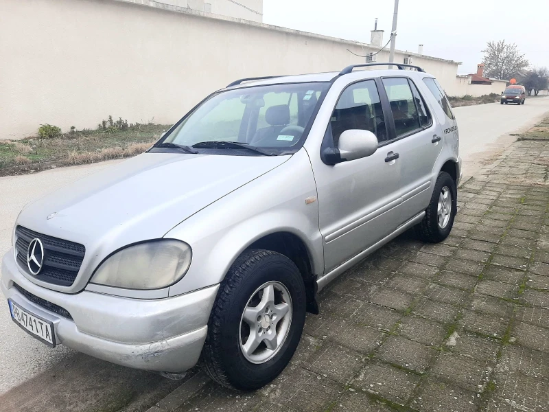 Mercedes-Benz ML 270 2.7.163к+ КЛИМА 4+ 4.ТОП , снимка 2 - Автомобили и джипове - 48672500