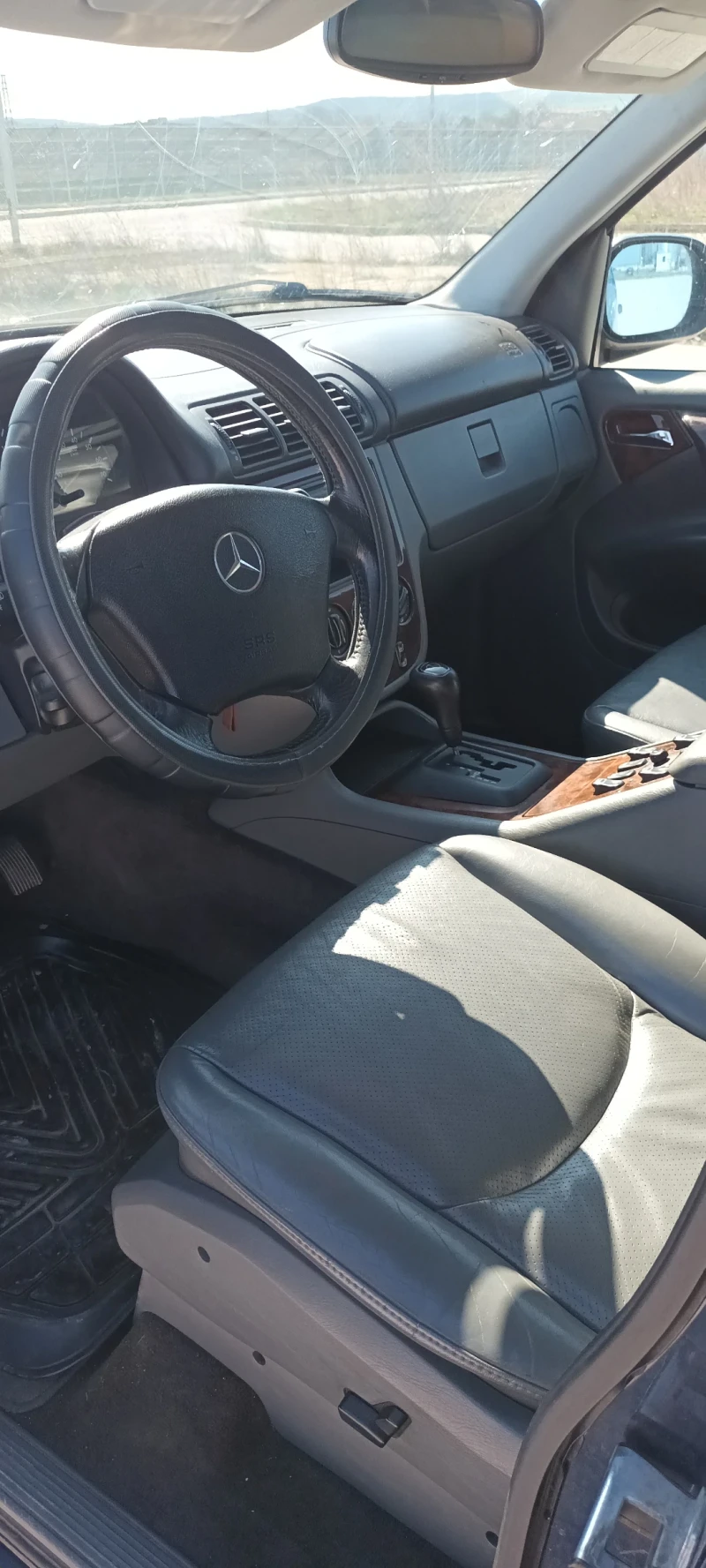 Mercedes-Benz ML 320, снимка 7 - Автомобили и джипове - 49582491