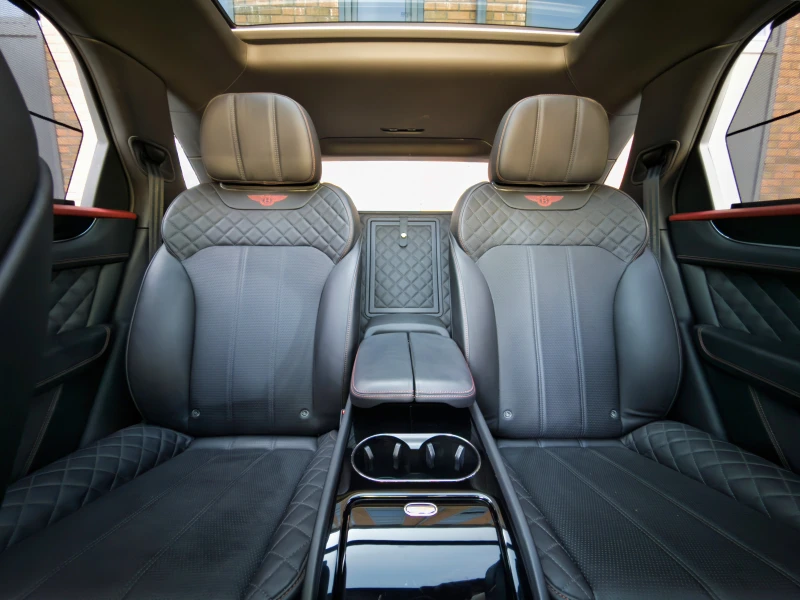 Bentley Bentayga W12 6.0 FULL, снимка 16 - Автомобили и джипове - 52480304