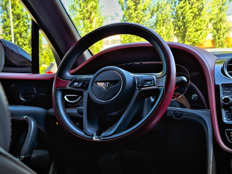 Bentley Bentayga W12 6.0 FULL, снимка 8 - Автомобили и джипове - 52480304