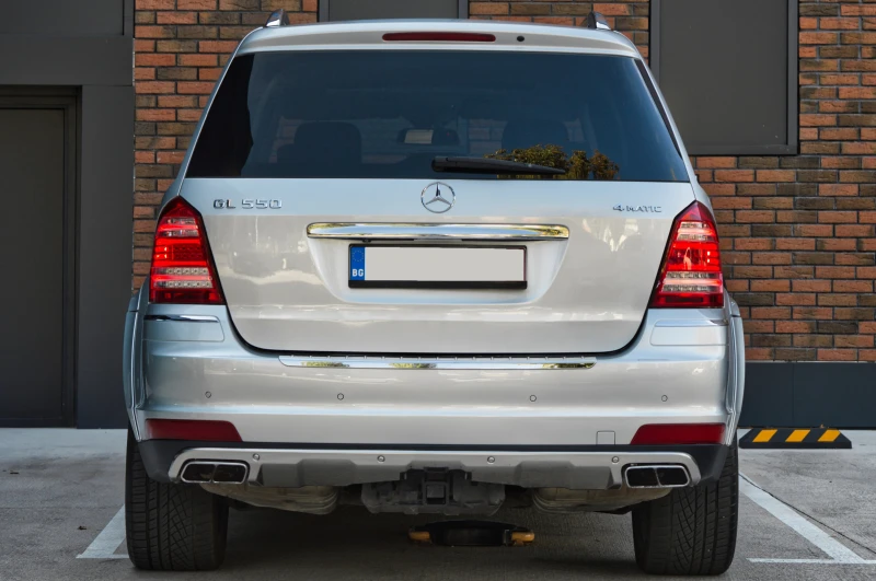 Mercedes-Benz GL 550 4 Matic, снимка 5 - Автомобили и джипове - 52480261
