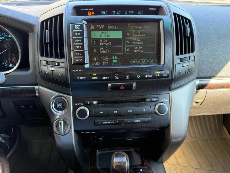 Toyota Land cruiser 200 4.5 V8, снимка 4 - Автомобили и джипове - 52563985