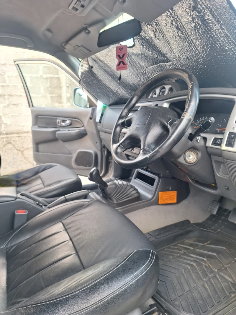 Mitsubishi L200, снимка 4 - Автомобили и джипове - 52447692