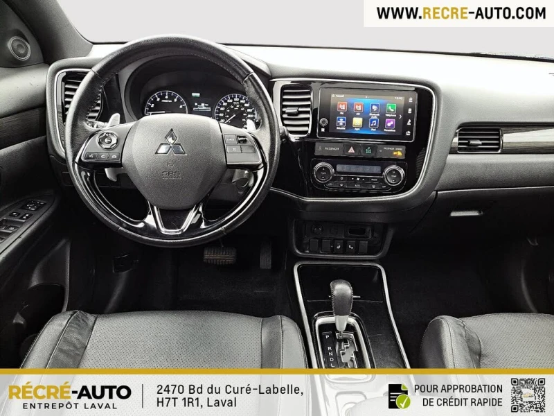 Mitsubishi Outlander SE AWC* ПОДГРЕВ* КАМЕРА* ШИБИДАХ* СЛЕДЕНЕ НА ЛЕНТИ, снимка 10 - Автомобили и джипове - 52559259
