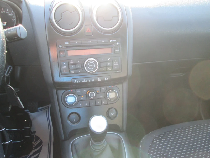 Nissan Qashqai 1.5dci НОВА, снимка 12 - Автомобили и джипове - 52621111