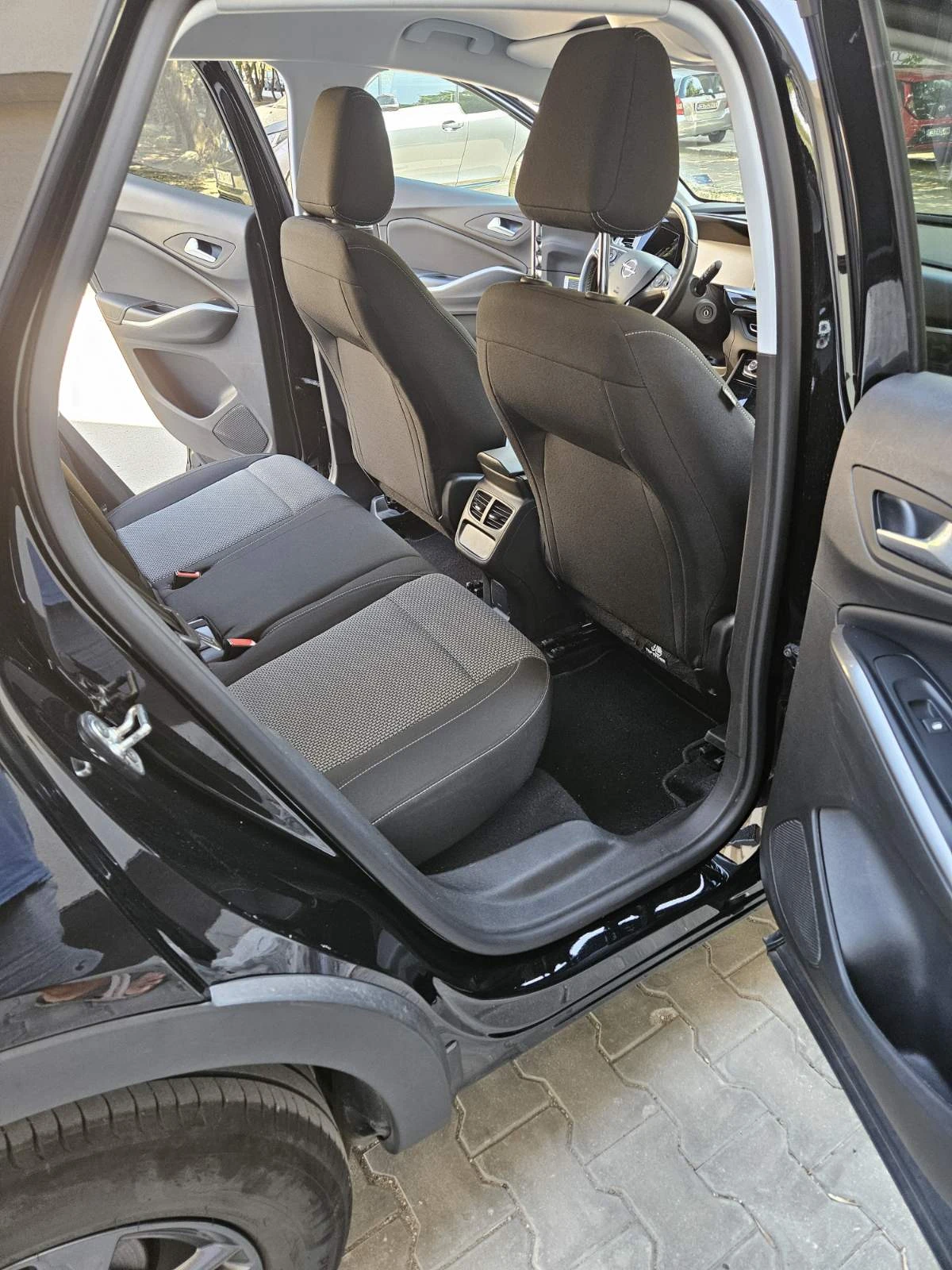 Opel Grandland X 1.5D Automatic 2023 Business Edition - изображение 10