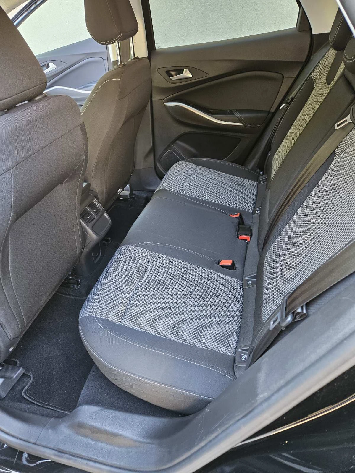 Opel Grandland X 1.5D Automatic 2023 Business Edition - изображение 9