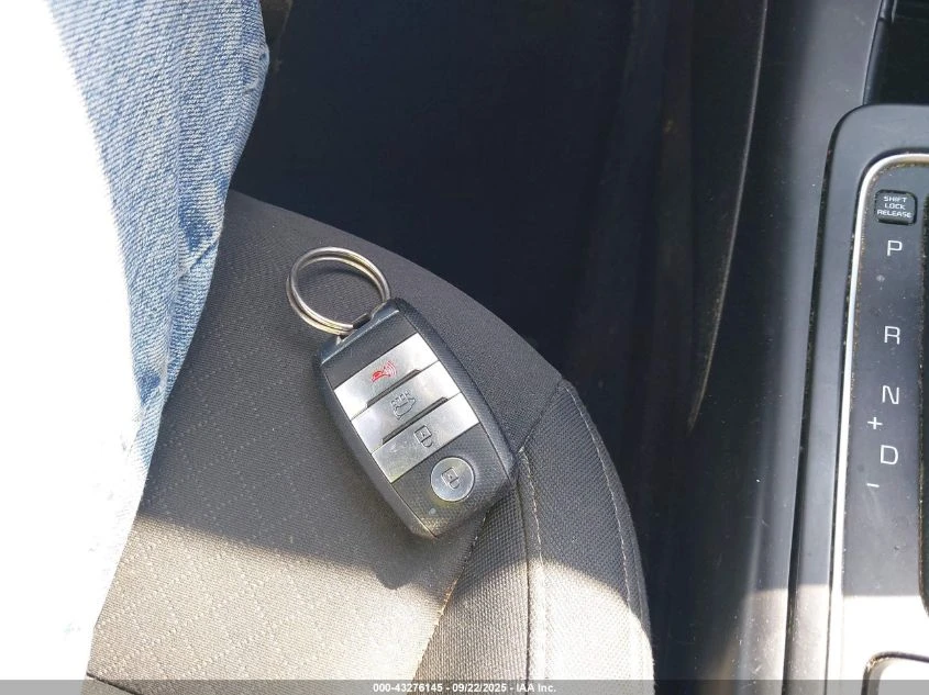 Kia Sorento 3.3L V-6 DI, DOHC, VVT, 290HP Front Wheel Drive | Mobile.bg   3