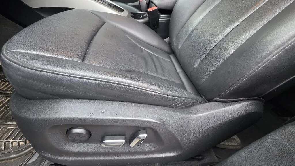 Audi Q5 Komfort * Quattro * АвтоКредит (ЦЕНА ДО БГ), снимка 12 - Автомобили и джипове - 53991282