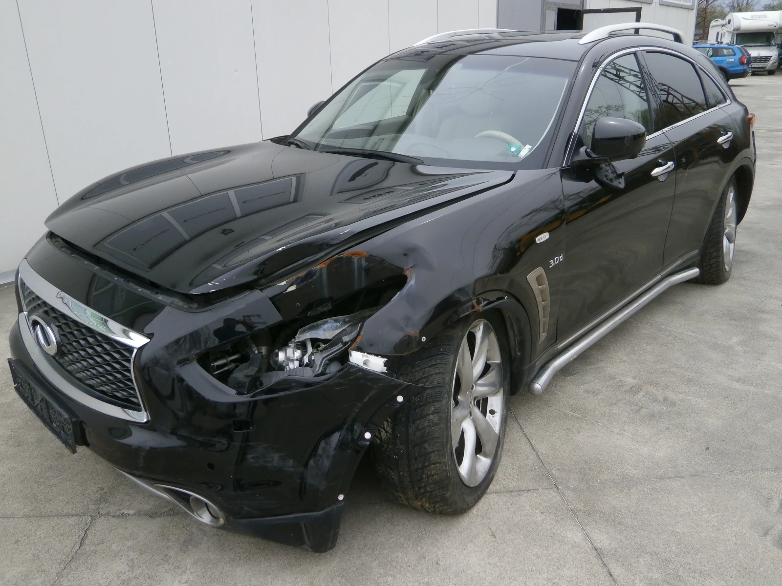 Infiniti QX70 3.0d/40.000 km. | Mobile.bg � ����������� 5