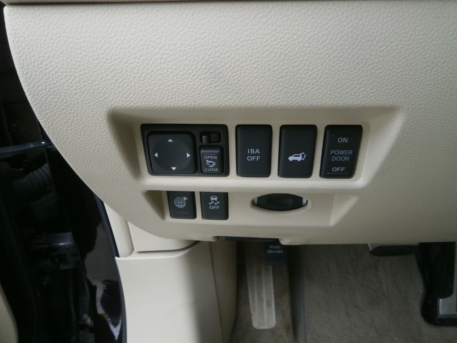 Infiniti QX70 3.0d/40.000 km. | Mobile.bg � ����������� 14