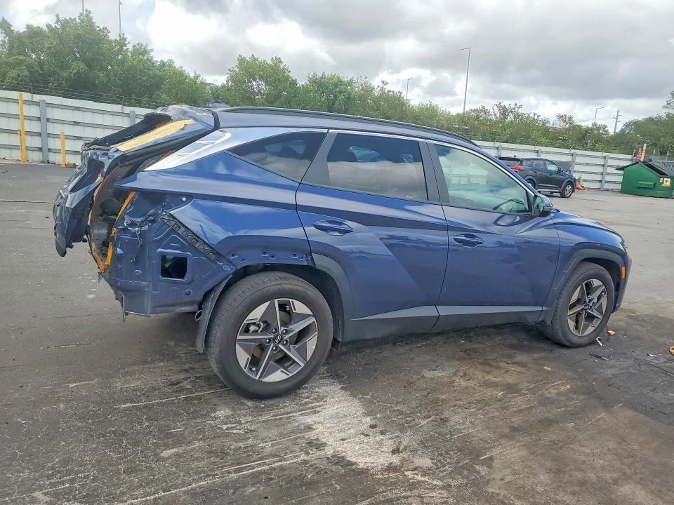 Hyundai Tucson, снимка 3 - Автомобили и джипове - 54707785