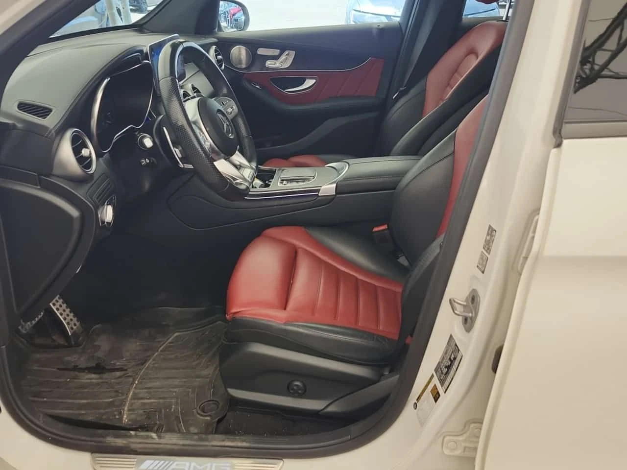 Mercedes-Benz GLC 43 AMG ПОДГРЕВИ * ПАНО * KEYLESS * АВТОКРЕДИТ, снимка 5 - Автомобили и джипове - 54738216