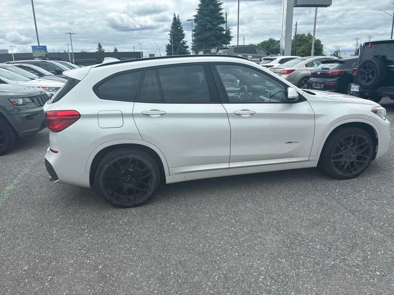 BMW X1 XDRIVE28I * FULL M SPORT PACK* HEAD UP* ПАНОРАМА* , снимка 4 - Автомобили и джипове - 54931197