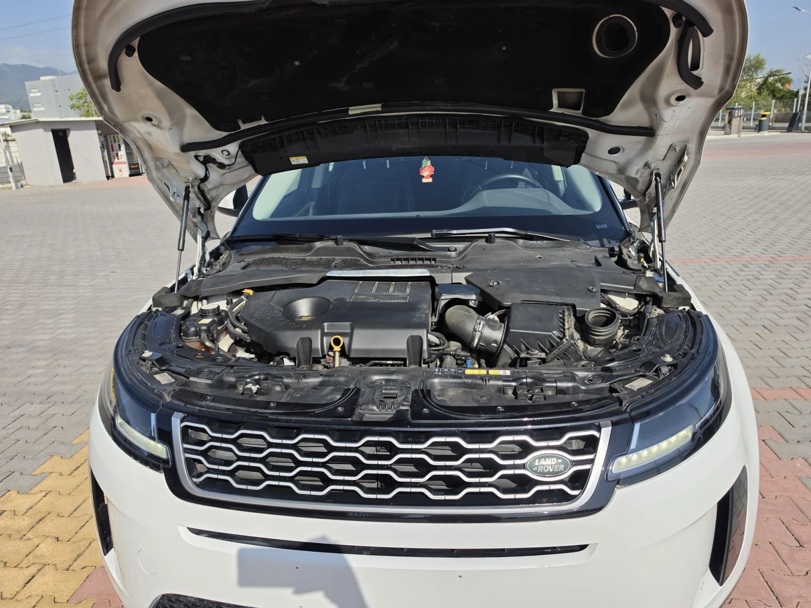 Land Rover Range Rover Evoque 2.0 HIBRID, снимка 14 - Автомобили и джипове - 55884441