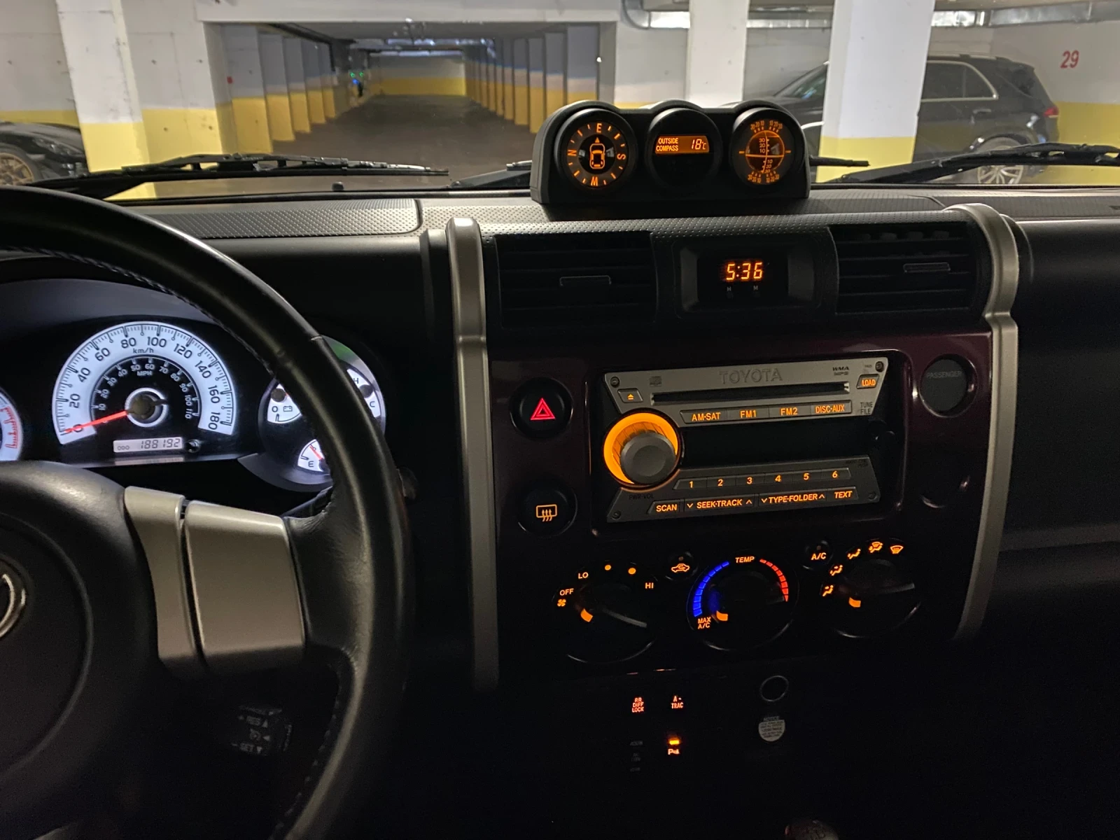 Toyota Fj cruiser, снимка 9 - Автомобили и джипове - 55992303