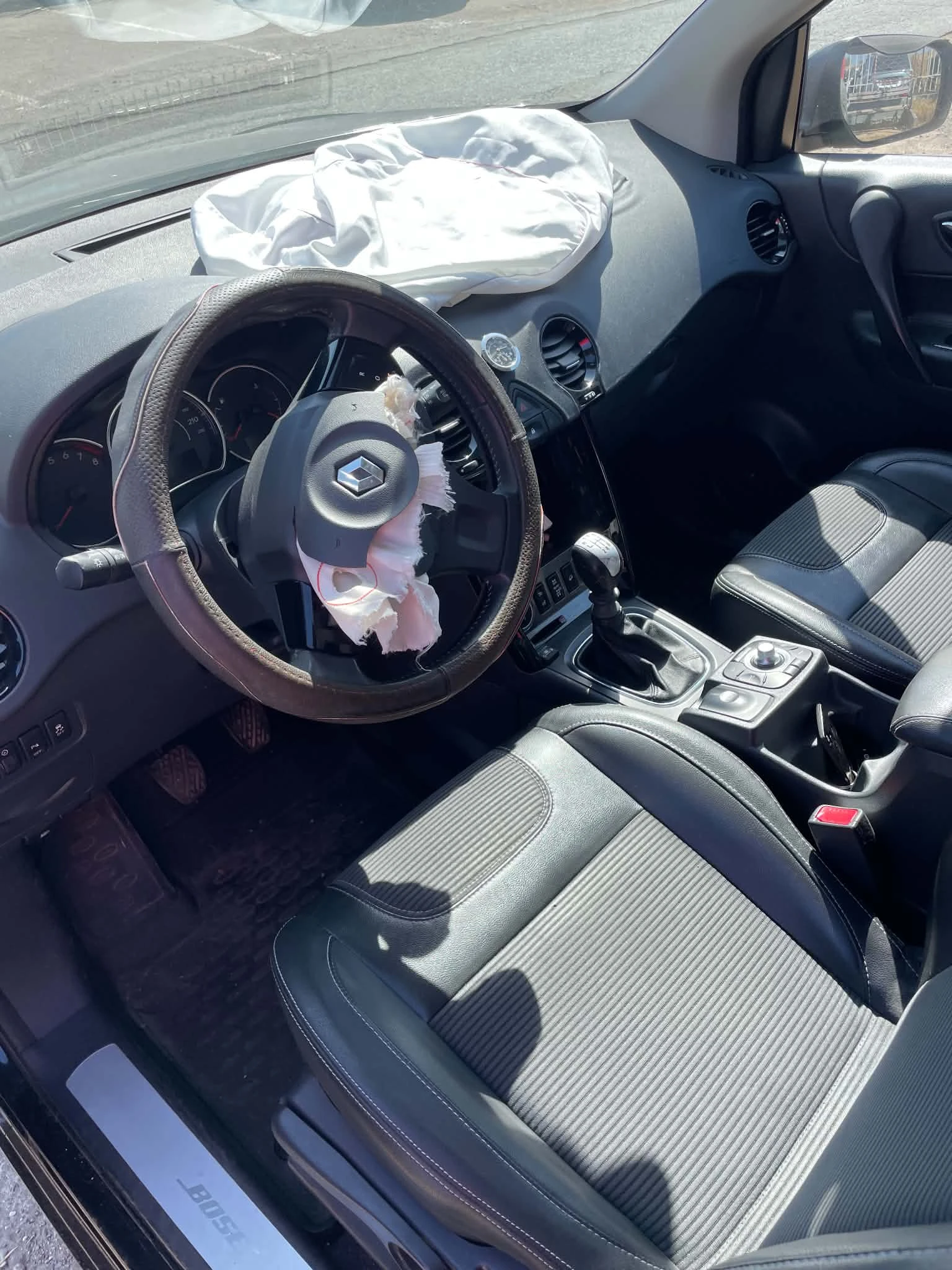Renault Koleos, снимка 5 - Автомобили и джипове - 56020658