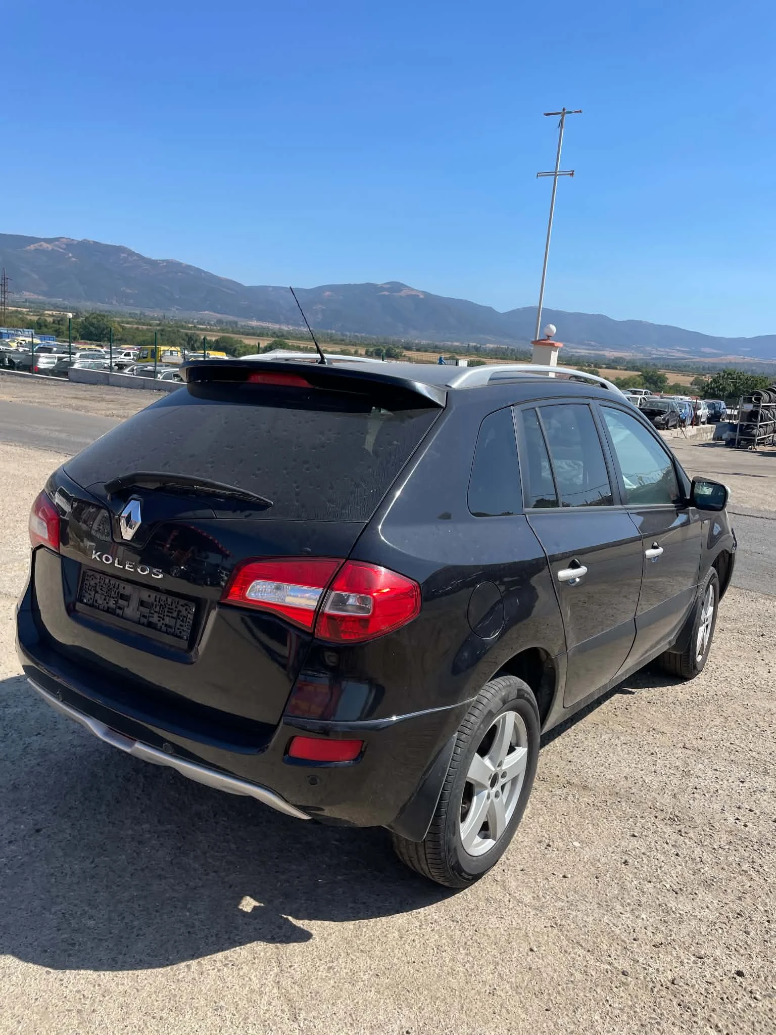 Renault Koleos, снимка 2 - Автомобили и джипове - 56020658