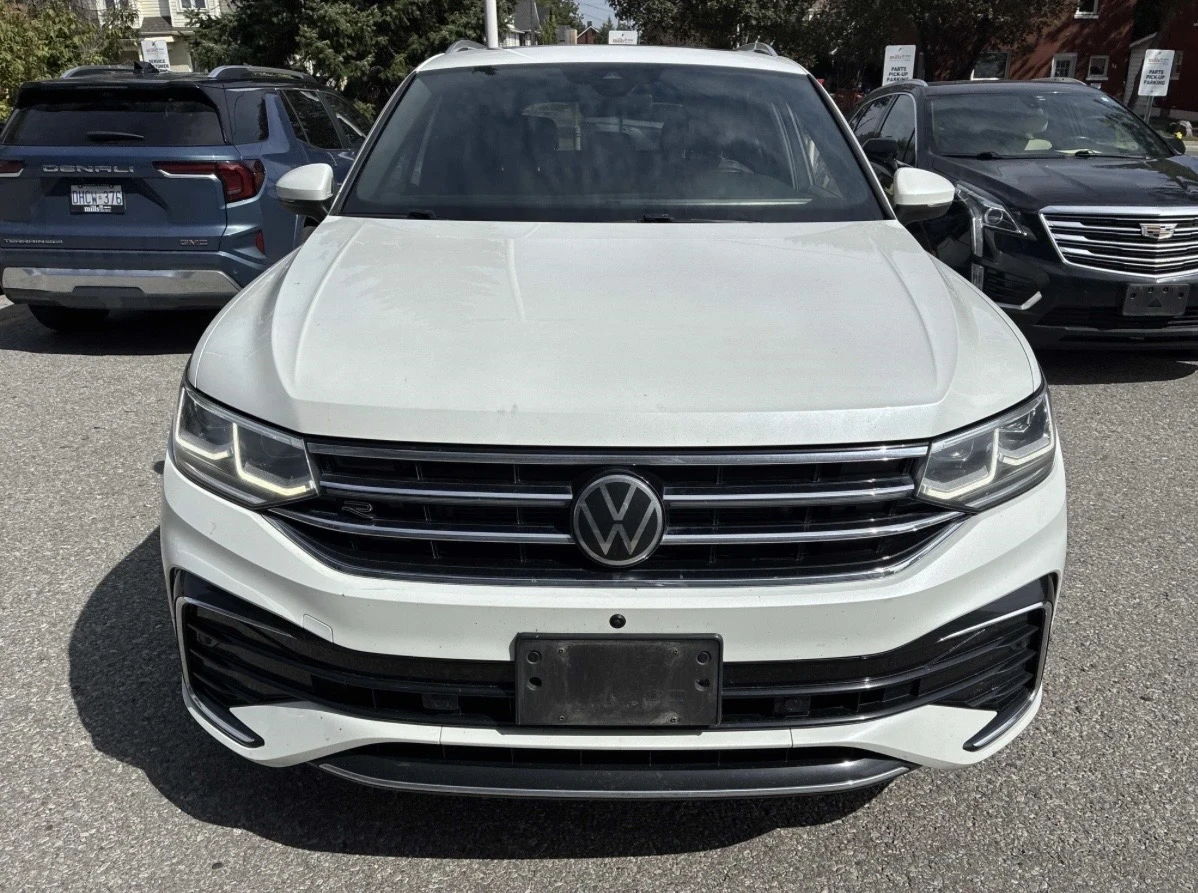 VW Tiguan Highline R-line/DISTRONIC/360/Обдухване/Fender, снимка 2 - Автомобили и джипове - 56157331