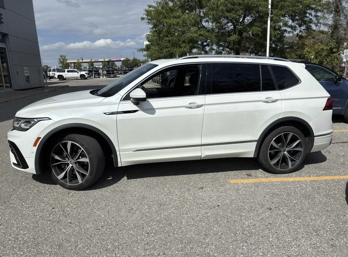 VW Tiguan Highline R-line/DISTRONIC/360/Обдухване/Fender, снимка 4 - Автомобили и джипове - 56157331