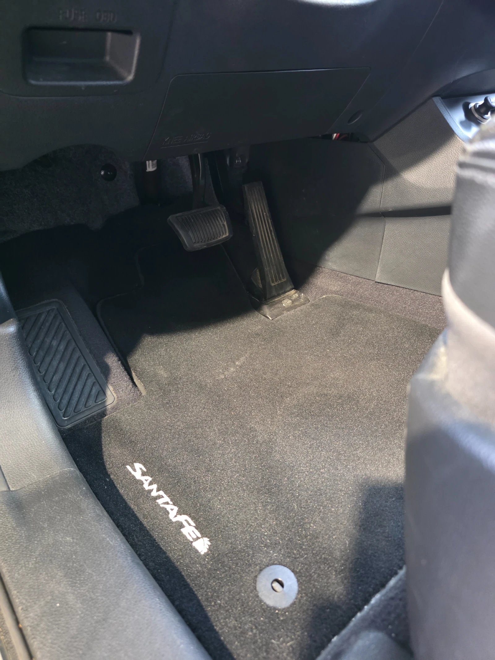 Hyundai Santa fe 2.2 FULL, снимка 15 - Автомобили и джипове - 56238507