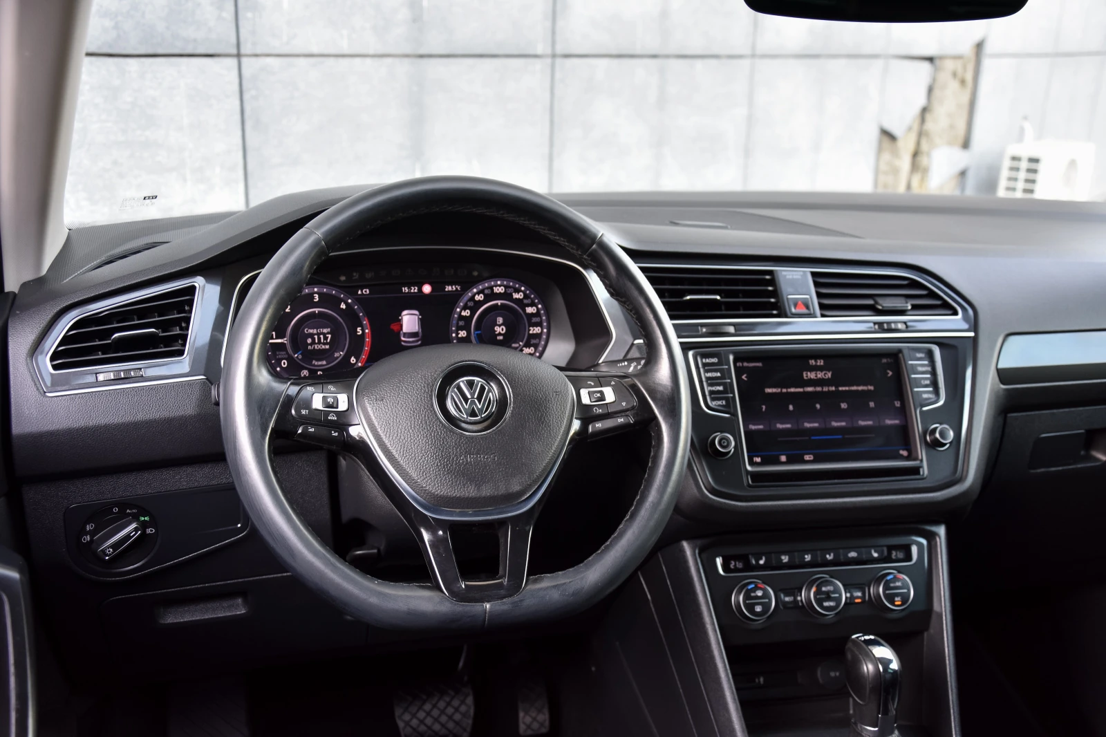 VW Tiguan 2.0 TDI R-LINE | Mobile.bg � ����������� 16