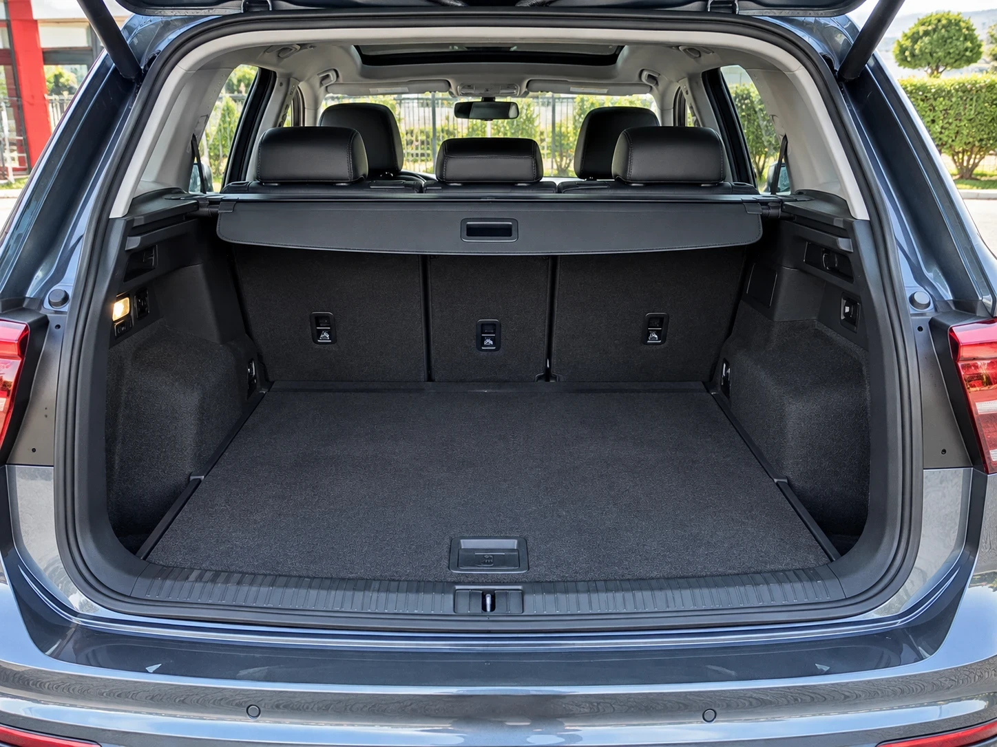 VW Tiguan, снимка 9 - Автомобили и джипове - 56568874
