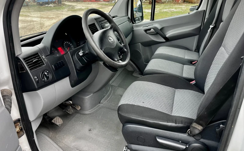 VW Crafter 2.0TDI, снимка 9 - Бусове и автобуси - 49022949