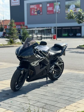  Yamaha YZF-R6