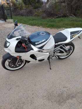 Suzuki Gsxr Suzuki GSXR 750 05.11.2002г. | Auto.bg — изображение 3