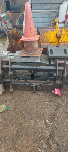 Багер New Holland LB115.B, снимка 7